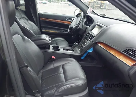 2014 Lincoln Mkt Livery z USA, uszkodzony, nr VIN 2LMHJ5NK0EBL55988